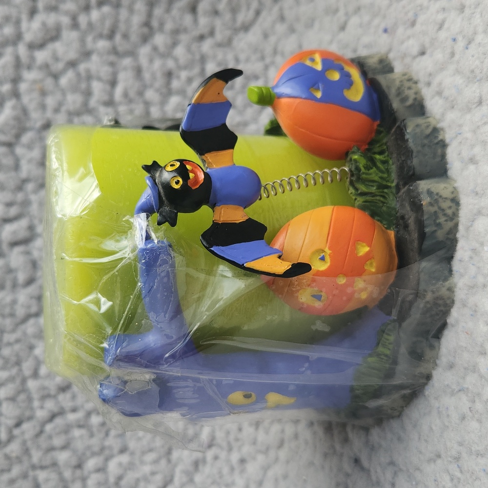 Vintage Colorful Halloween Candle Holder with Witch and Pumpkins Bat And Cat - Picture 2 of 7